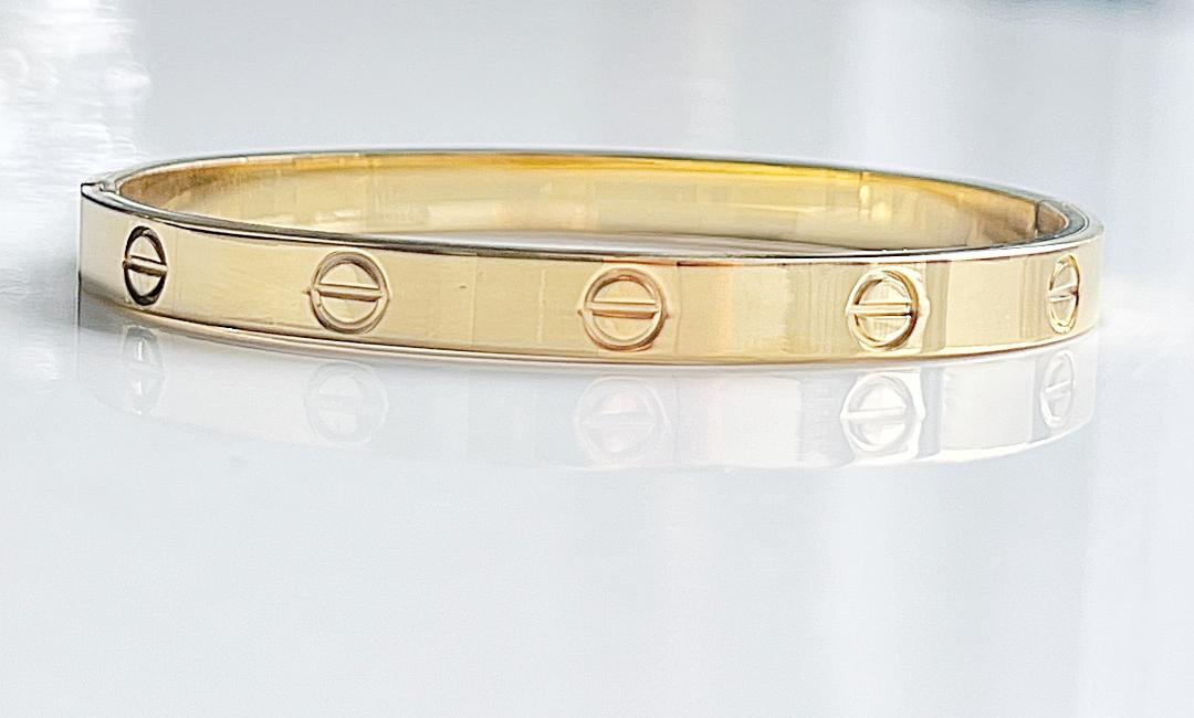 Gold Outline Bangle